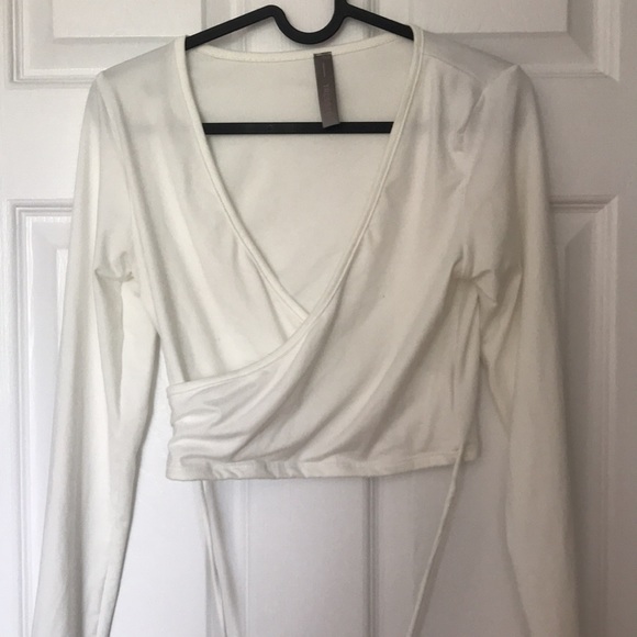 Long sleeve wrap top - Picture 2 of 3